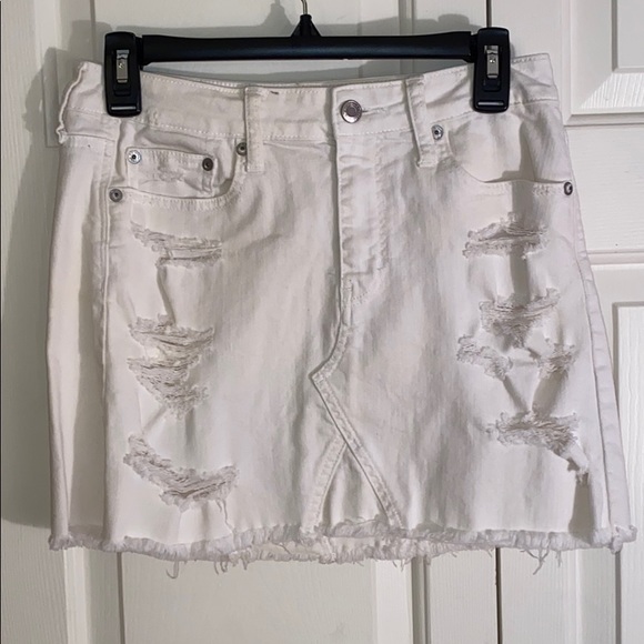 American Eagle White Denim Mini Skirt - Picture 1 of 2